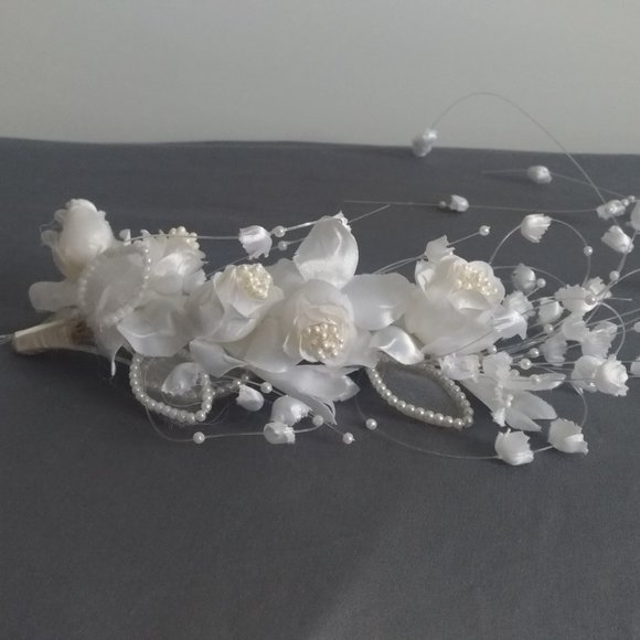 Handmade Hairpiece - Picture 3 of 4